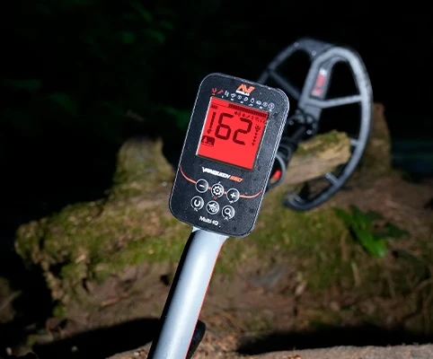 Trabzon Minelab Vanquish 560 Pro Pack - Aydınlatmalı kullanım